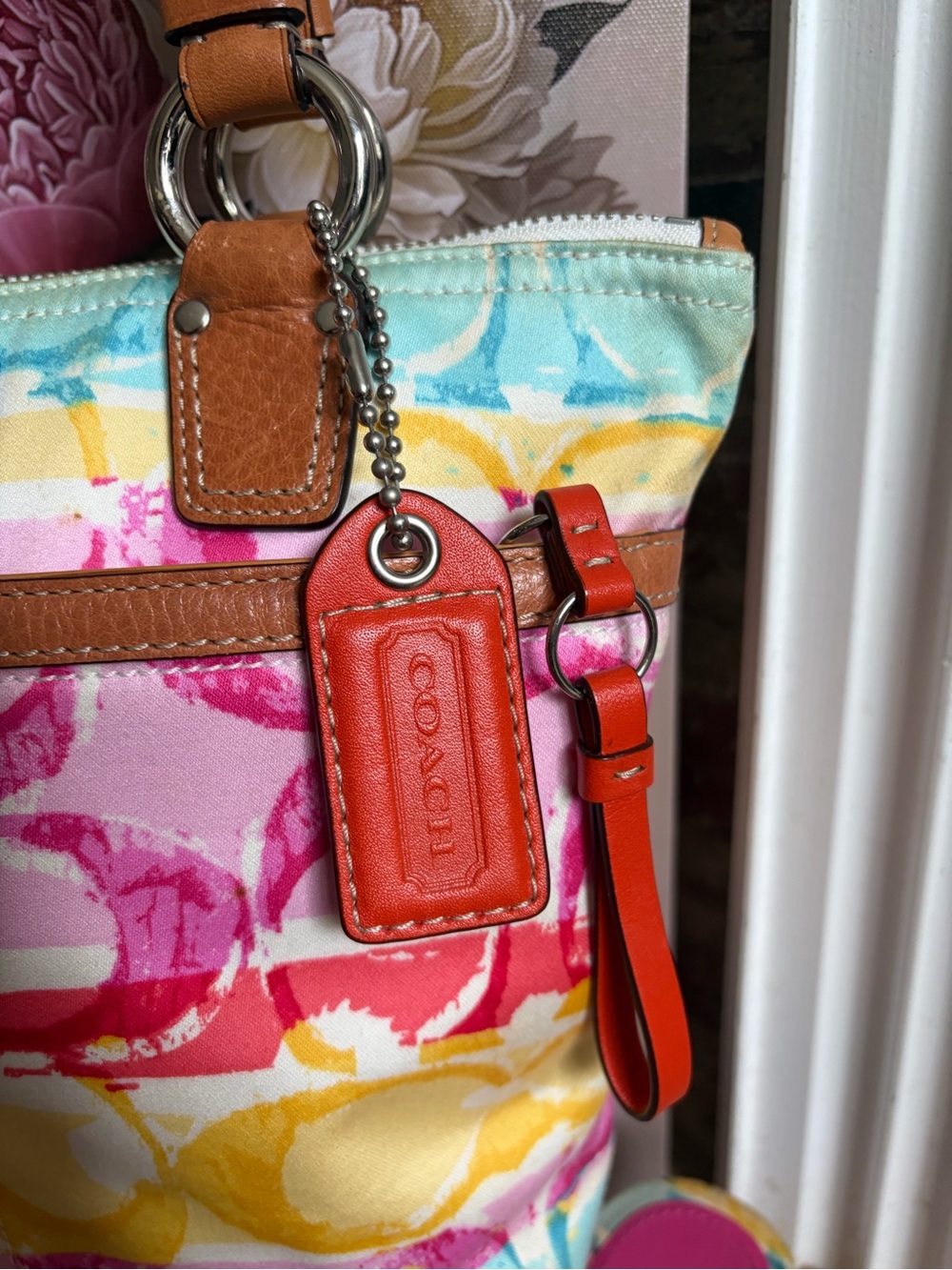 Coach Hamptons Weekend tote ft. a multicolored watercolor canvas w/ Shoes - Picture 9 of 15